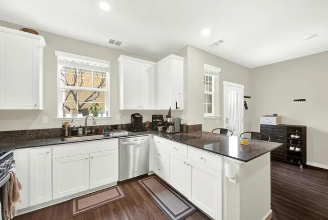 $485,000 | 3298 New York Road, West Sacramento, CA 95691