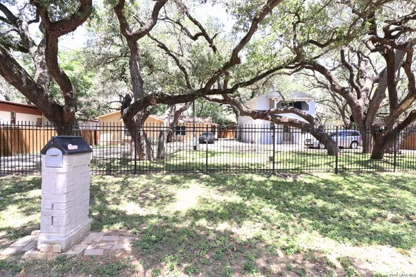 $150,000 | 22610 Crossbow, Von Ormy, TX 78073