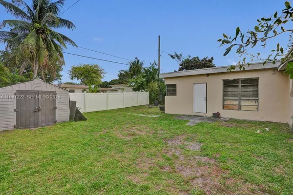 $2,450 | 3500 Southwest 37th Street, Unit A, West Park, FL 33023
