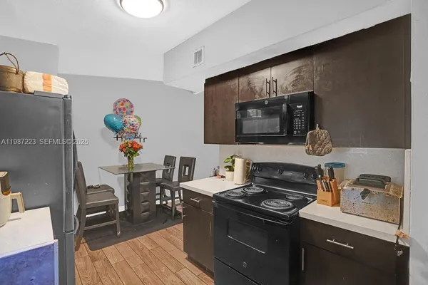 $2,450 | 3500 Southwest 37th Street, Unit A, West Park, FL 33023