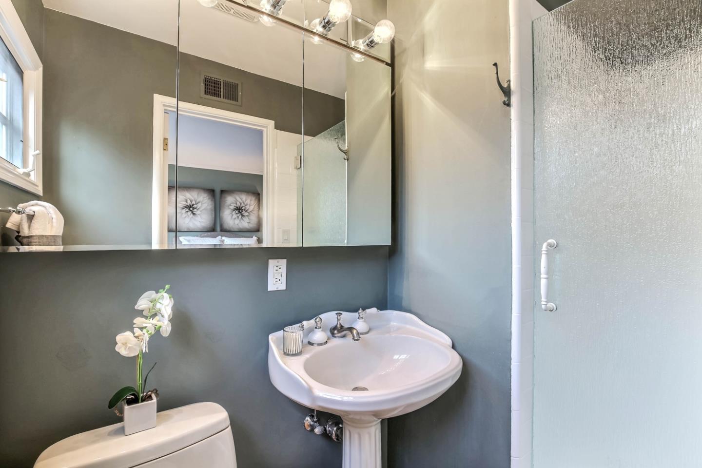 775 Arbor Road Menlo Park, CA 94025 - Photo 15 of 25