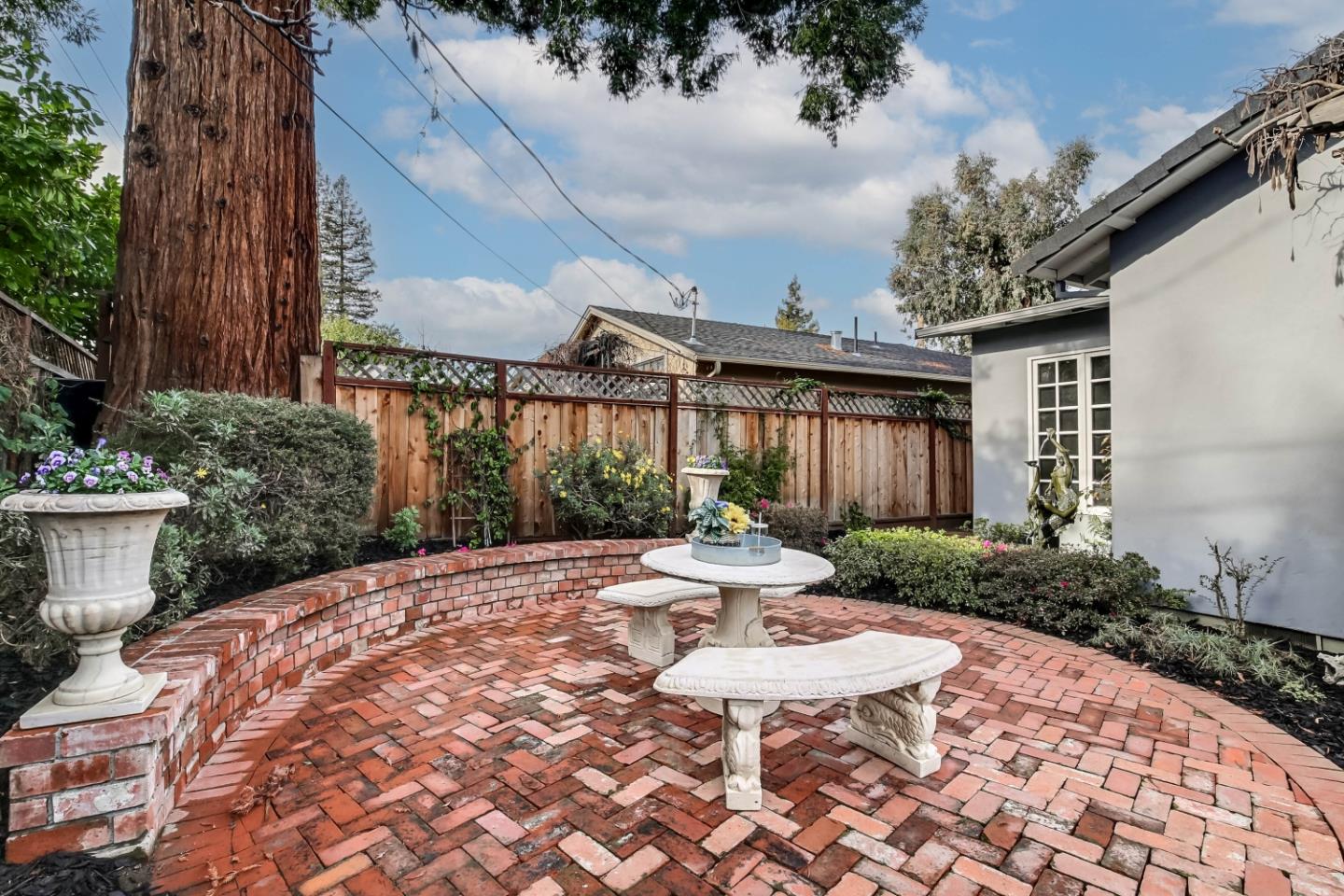 775 Arbor Road Menlo Park, CA 94025 - Photo 2 of 25