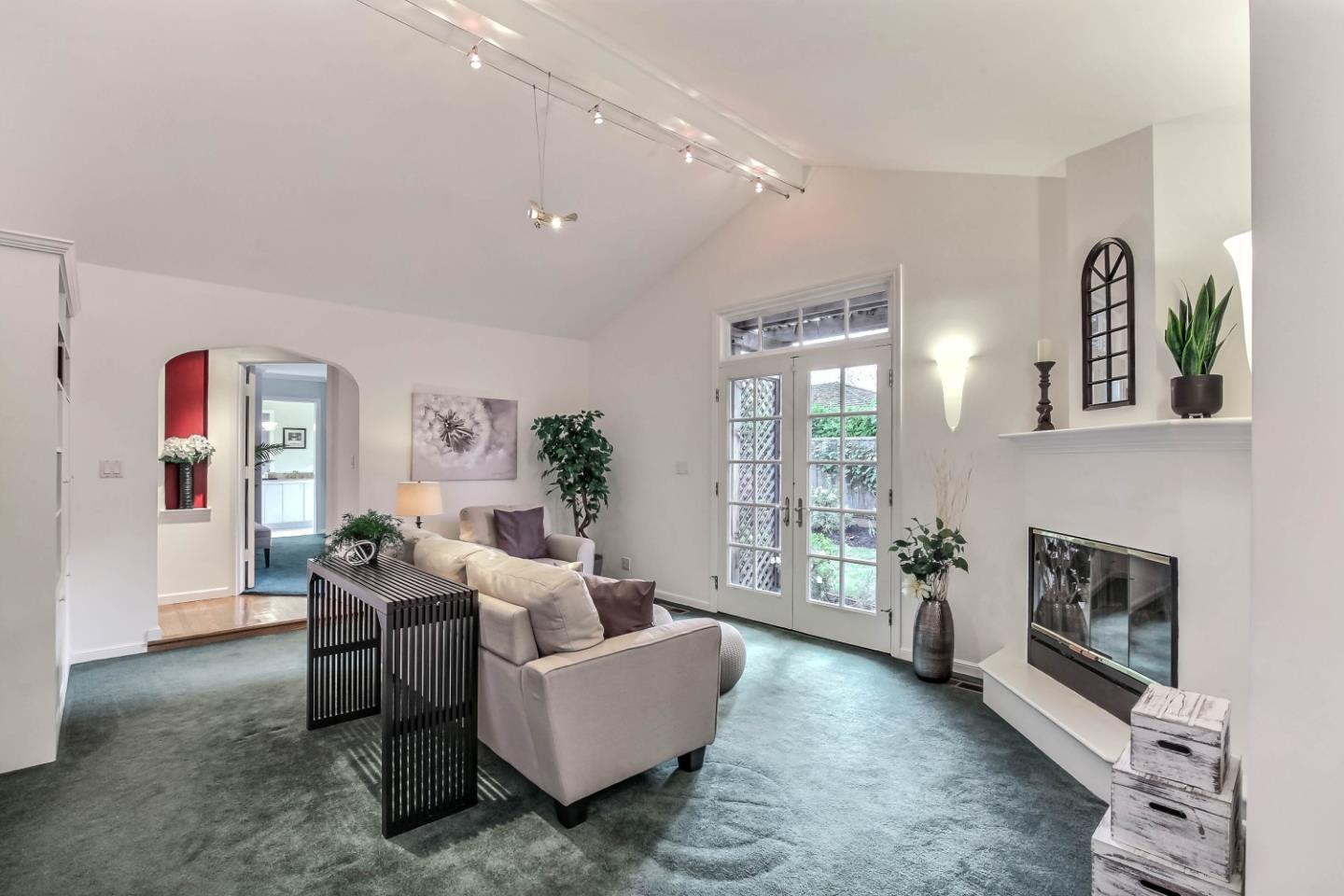 775 Arbor Road Menlo Park, CA 94025 - Photo 9 of 25