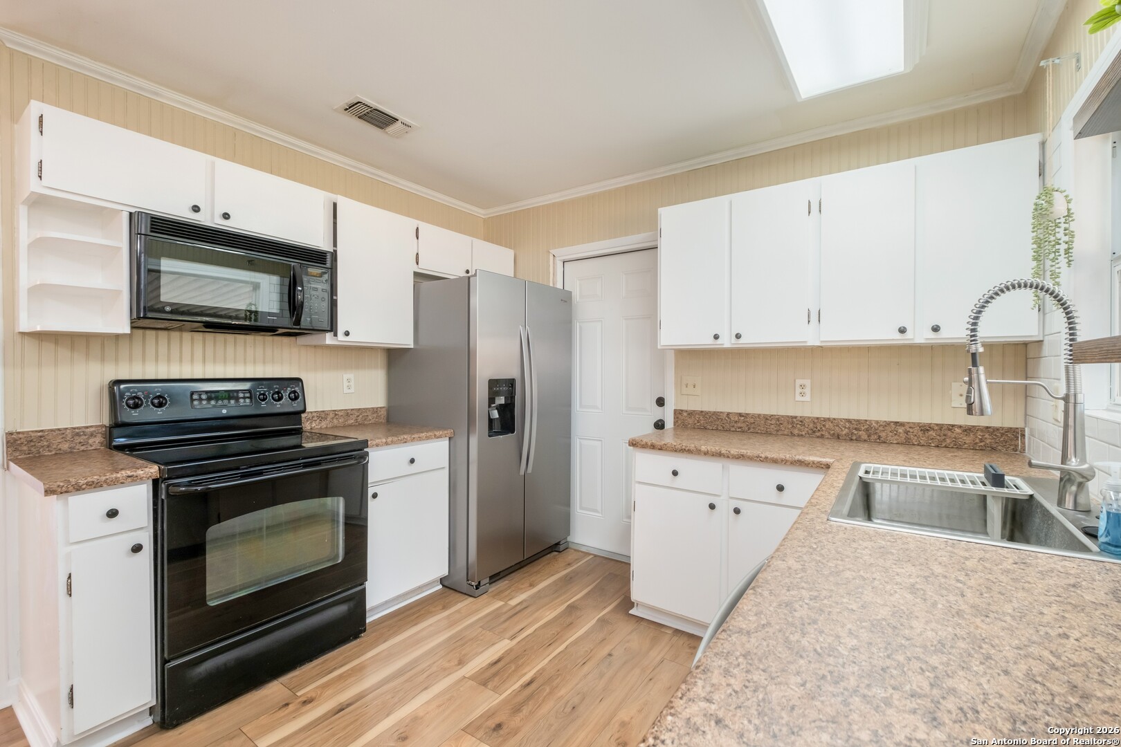 6811 Spring Manor Street San Antonio, TX 78249 - Photo 11 of 39