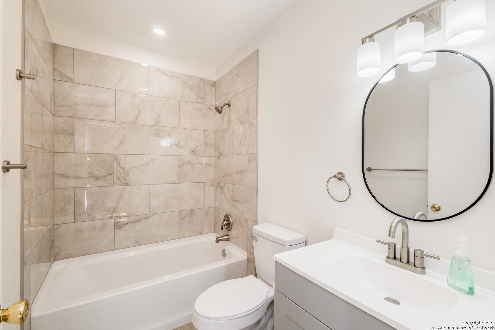 6811 Spring Manor Street San Antonio, TX 78249 - Photo 16 of 39