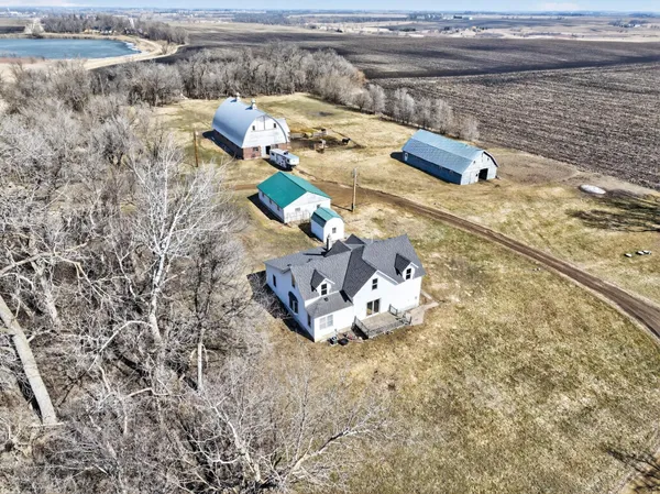 $385,000 | 17624 340th Avenue, Starbuck, MN 56381