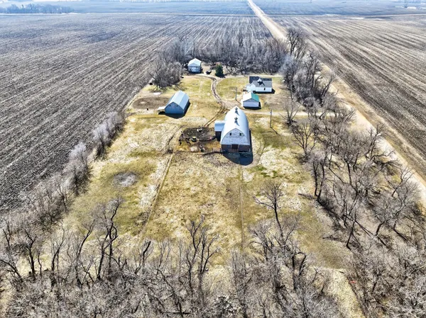 $385,000 | 17624 340th Avenue, Starbuck, MN 56381