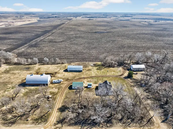 $385,000 | 17624 340th Avenue, Starbuck, MN 56381