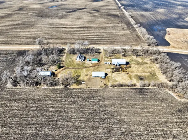 $385,000 | 17624 340th Avenue, Starbuck, MN 56381