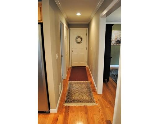 17 Sheerman Lane Amherst, MA 01002 - Photo 13 of 30 Gallery Image 13