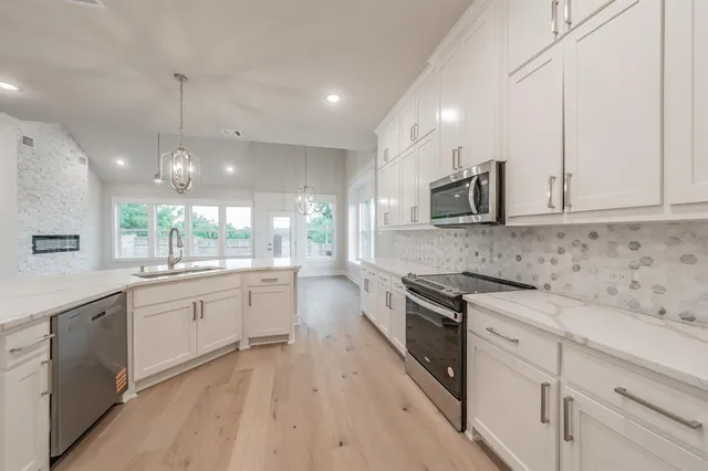 $569,900 | 6420 St George Court, North Richland Hills, TX 76180