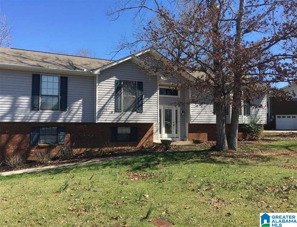 1322 14th Place Pleasant Grove, AL 35127 - Photo 1 of 17