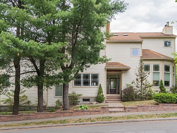115 Woodledge Road Needham, MA 02492 - Photo 19 of 23 Gallery Image 19