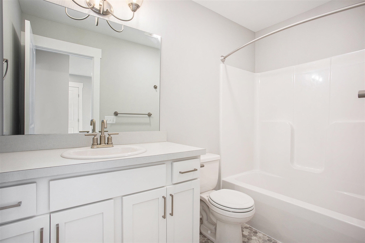 8851 Loggers Ridge Caledonia, MI 49316 - Photo 21 of 28