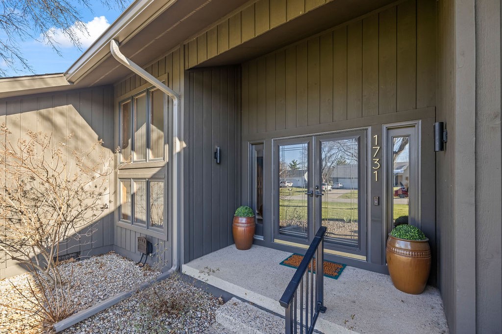 1731 Oakmont Drive Decatur, IL 62521 - Photo 4 of 45