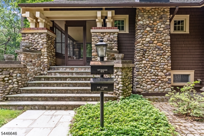 103 Kitchell Road Morristown, NJ 07960 - Photo 3 of 48