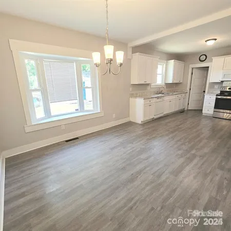 $287,500 | 1255 Old Charlotte Road Southwest, Concord, NC 28027