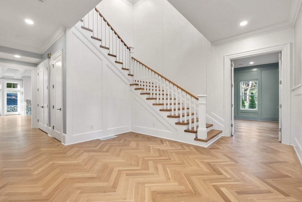 192 Pond Road Wellesley, MA 02482 - Photo 16 of 41