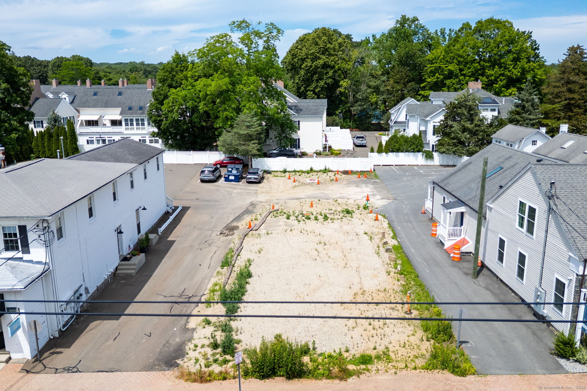 885 Boston Post Road Madison, CT 06443 - Photo 5 of 22 an aerial view of residential houses with outdoor space