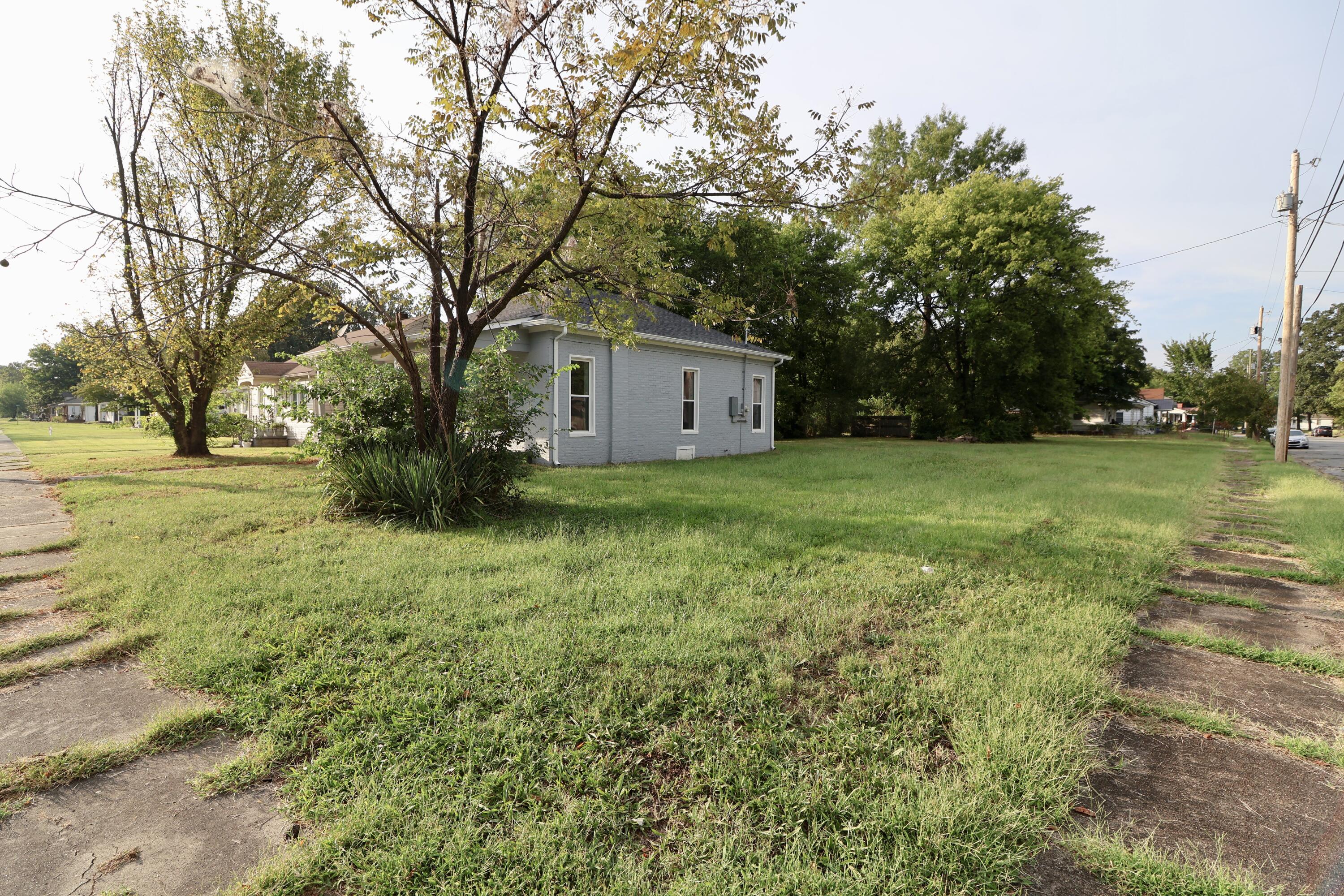 1503 North 12th Street Paducah, KY 42001 - Photo 31 of 32 IMG_2544