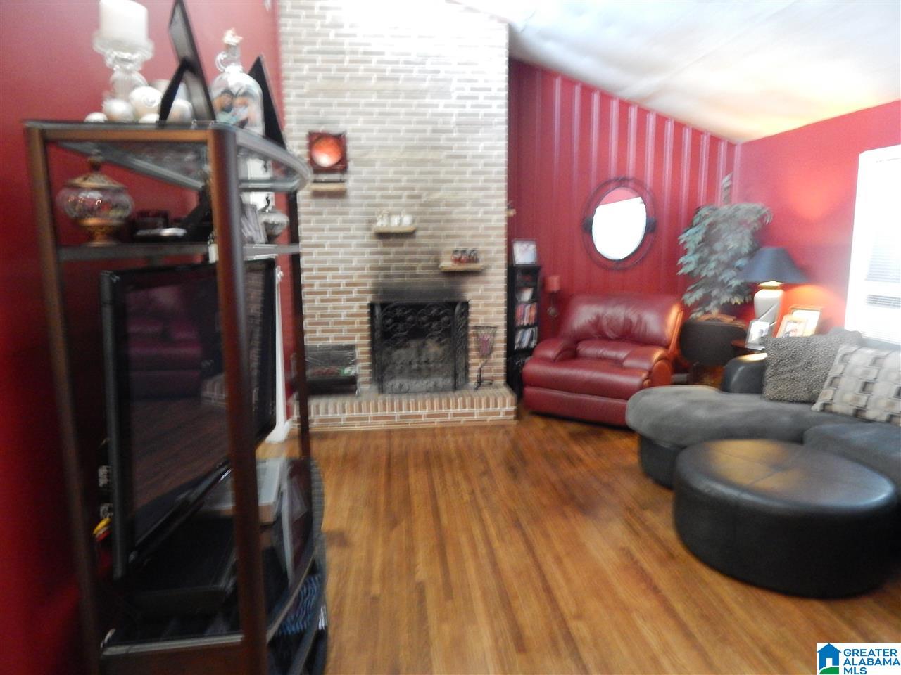 3025 Dolly Ridge Drive Birmingham, AL 35243 - Photo 4 of 43