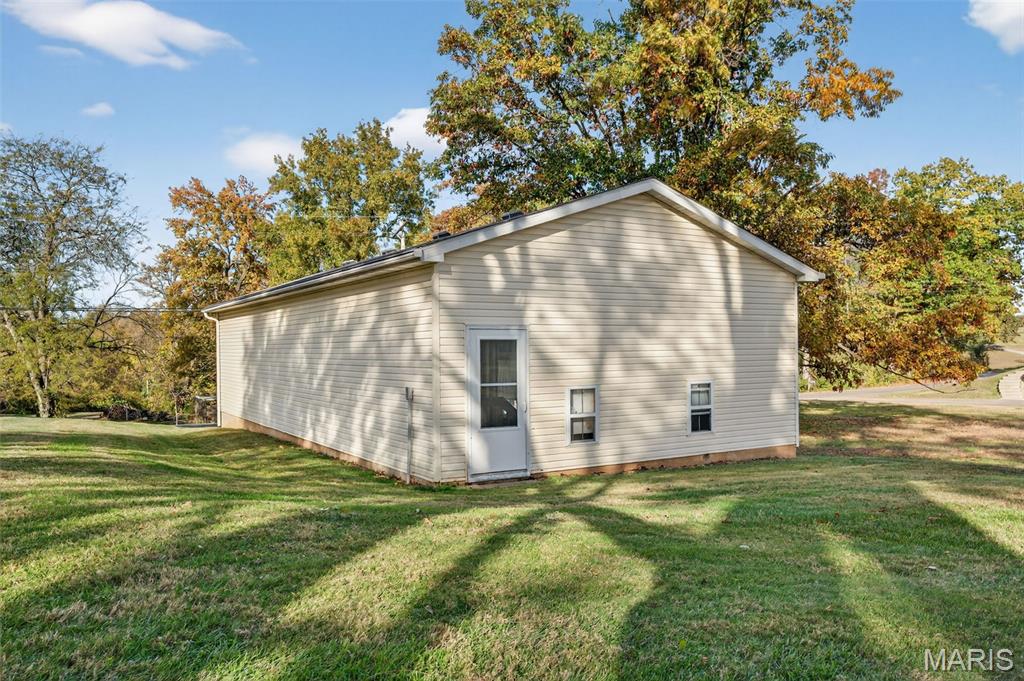 3412 Emma Lane Godfrey, IL 62035 - Photo 3 of 25