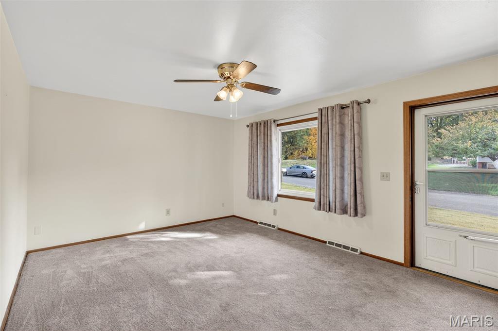 3412 Emma Lane Godfrey, IL 62035 - Photo 5 of 25