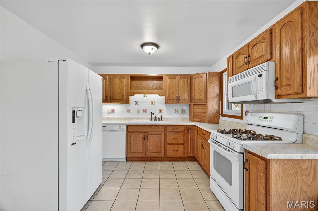 3412 Emma Lane Godfrey, IL 62035 - Photo 7 of 25