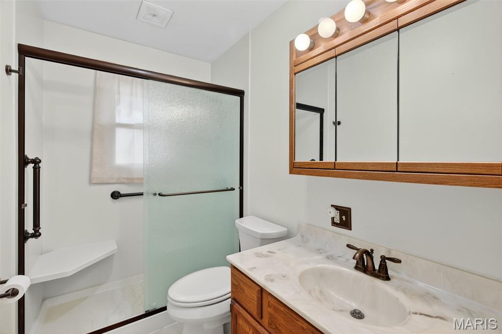 3412 Emma Lane Godfrey, IL 62035 - Photo 9 of 25