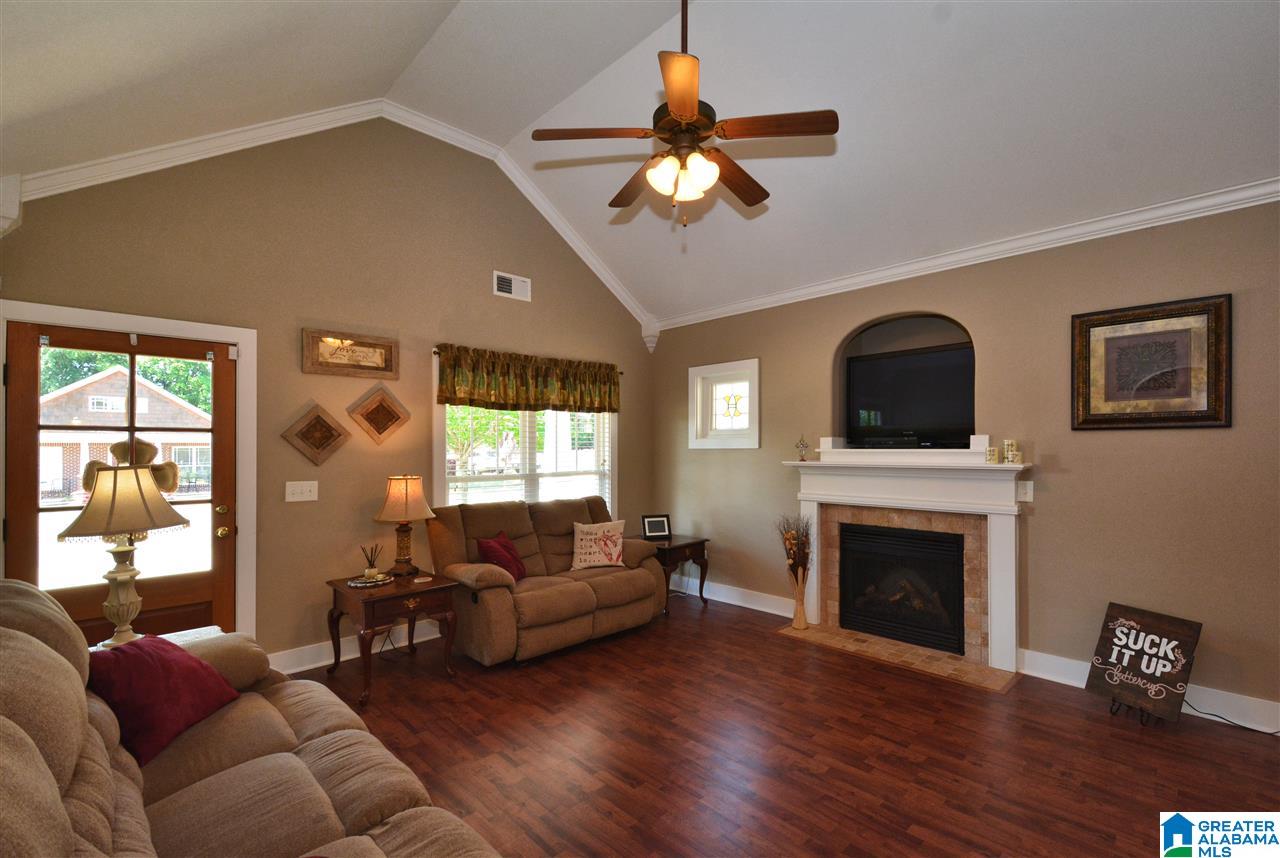 191 Moss Stone Lane Calera, AL 35040 - Photo 4 of 26