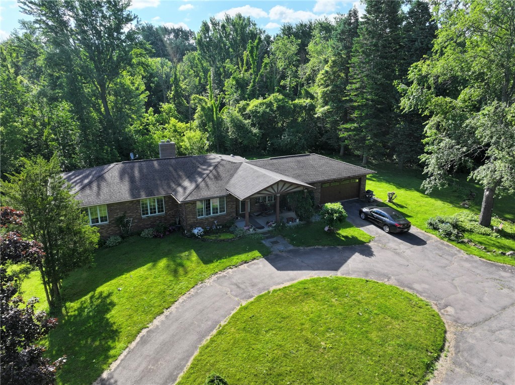 452 Plank Road Walworth, NY 14502 - Photo 3 of 38