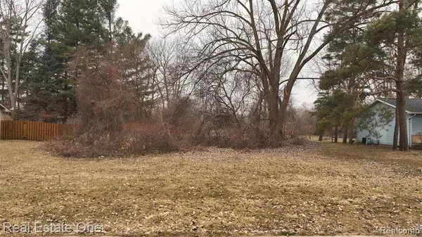 $16,000 | 3303 Sun Valley Drive, Saginaw, MI 48601