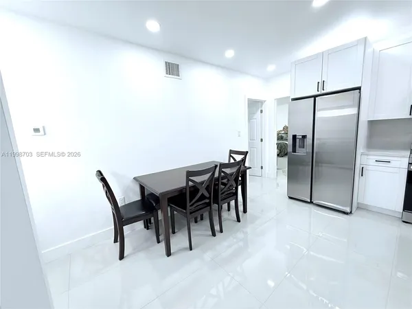 $2,499 | 4600 West 8th Avenue, Unit B, Hialeah, FL 33012