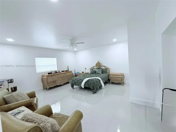 $2,499 | 4600 West 8th Avenue, Unit B, Hialeah, FL 33012