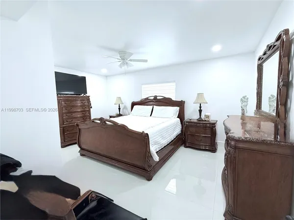 $2,499 | 4600 West 8th Avenue, Unit B, Hialeah, FL 33012