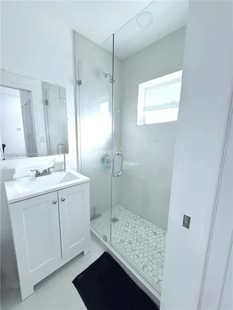 $2,499 | 4600 West 8th Avenue, Unit B, Hialeah, FL 33012