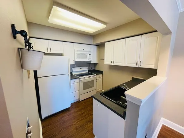 $3,300 | 59 Brainerd Road, Unit 602, Boston, MA 02134