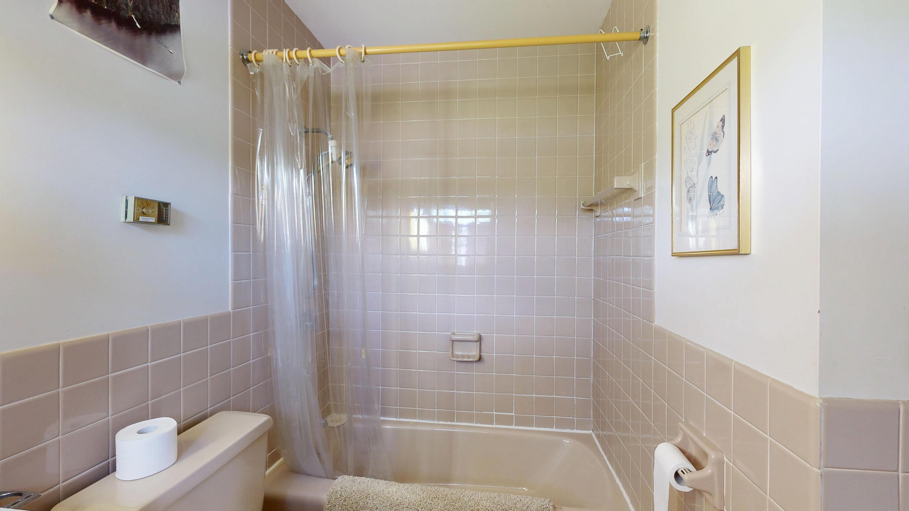 25 Orestis Way Lewiston, ME 04240 - Photo 32 of 42 Bathroom