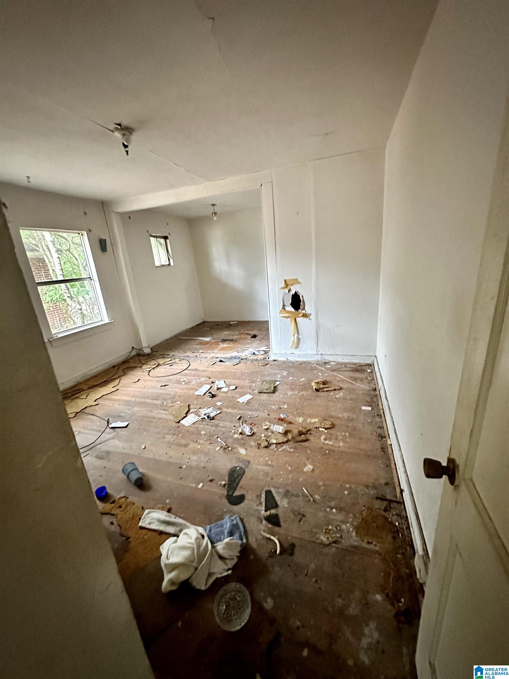 1219 Southwest 18th Way Birmingham, AL 35211 - Photo 7 of 13