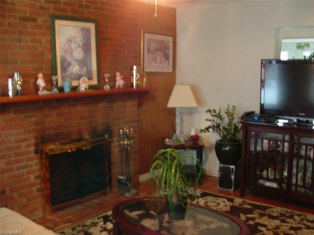 7619 Turnpike Road Archdale, NC 27263 - Photo 3 of 15 Gallery Image 3