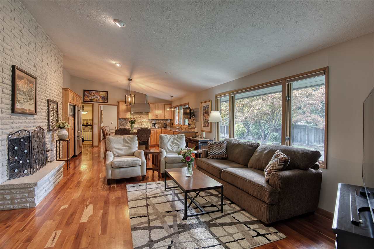 910 West Comstock Court Spokane, WA 99203 - Photo 12 of 49