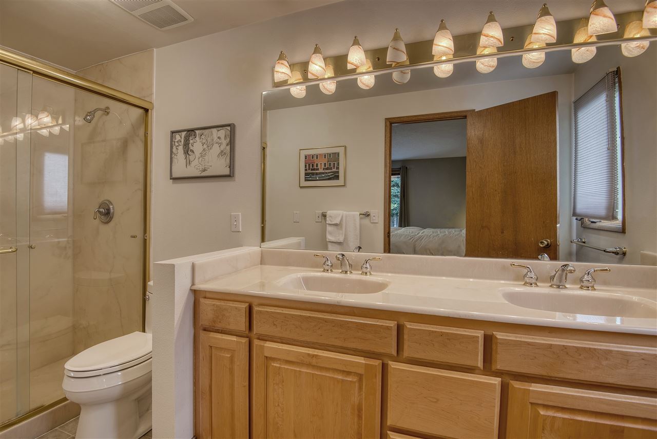 910 West Comstock Court Spokane, WA 99203 - Photo 18 of 49