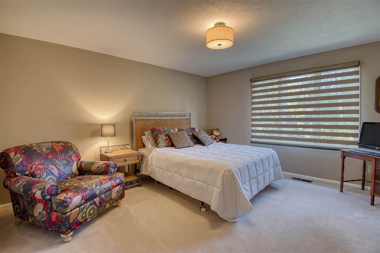 910 West Comstock Court Spokane, WA 99203 - Photo 20 of 49
