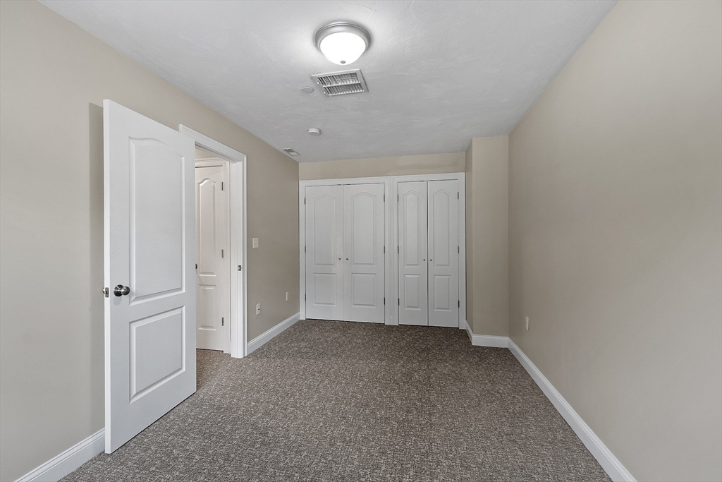 23 Shawnee Road, Unit 23 Pepperell, MA 01463 - Photo 17 of 33