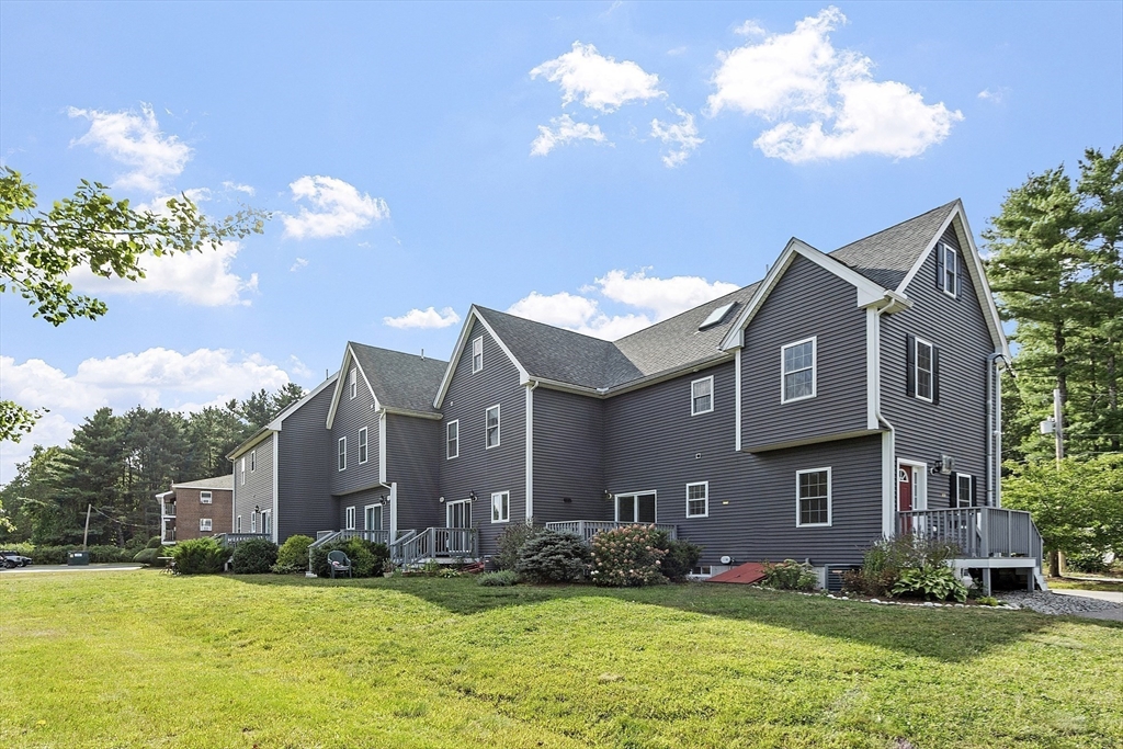 23 Shawnee Road, Unit 23 Pepperell, MA 01463 - Photo 29 of 33