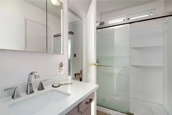 $849,000 | 7158 Leota Lane, Canoga Park, CA 91304