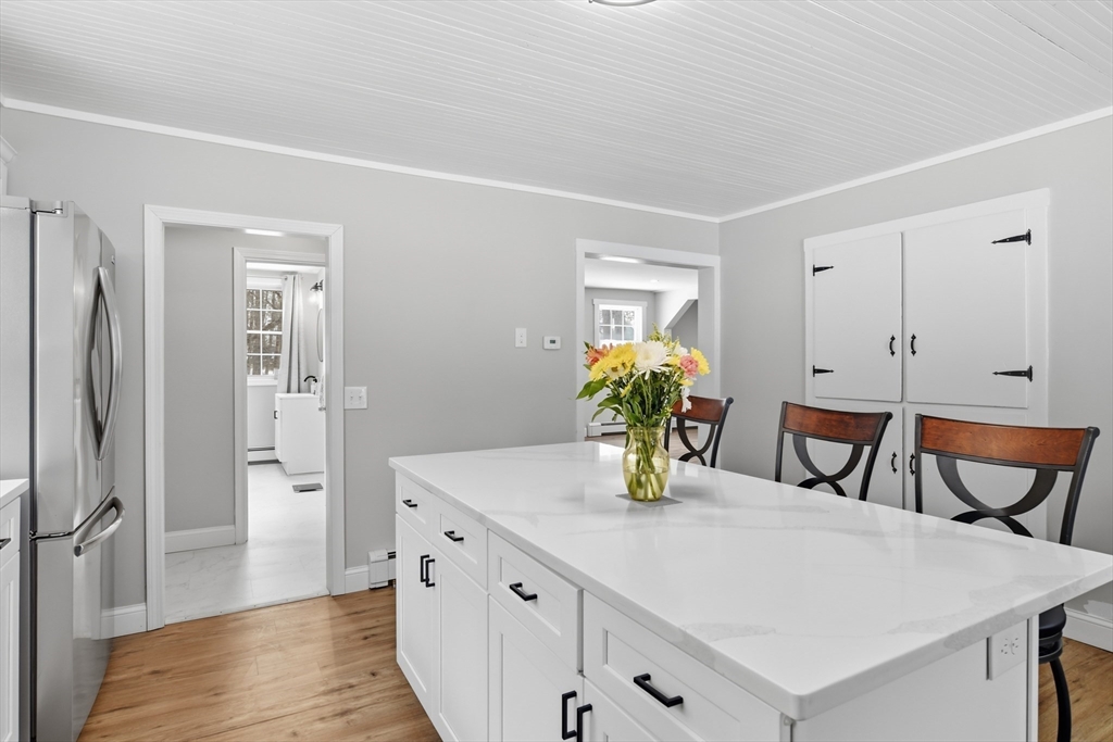 46 Smith Street Palmer, MA 01069 - Photo 14 of 25