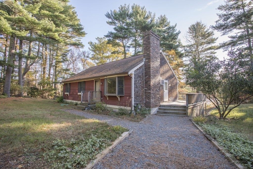 18 R North Carver Road Wareham, MA 02576 - Photo 2 of 29
