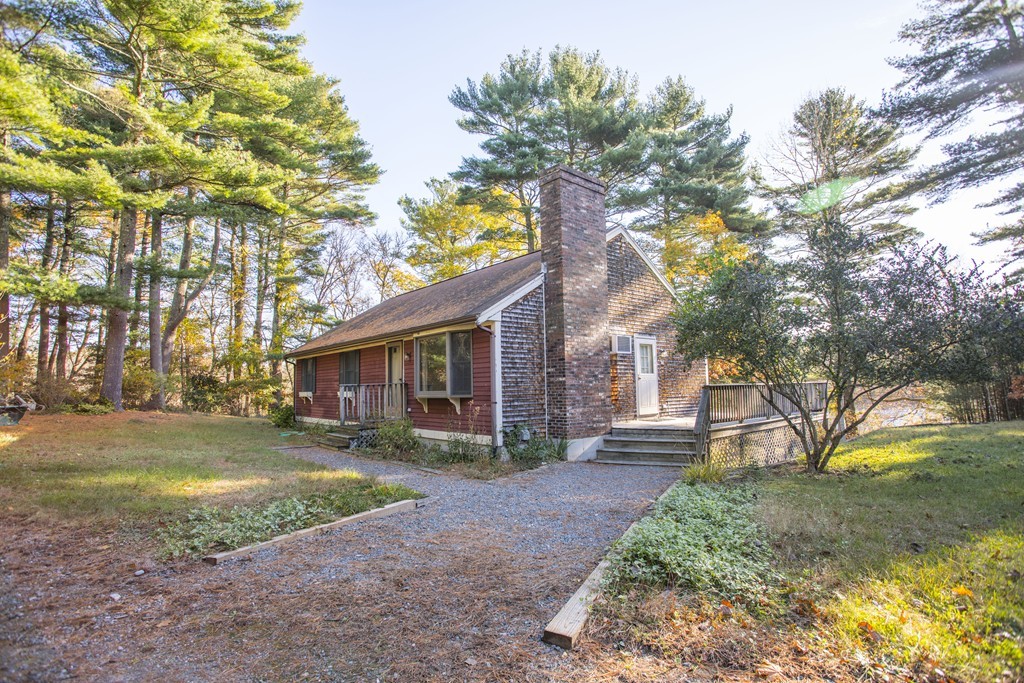18 R North Carver Road Wareham, MA 02576 - Photo 3 of 29