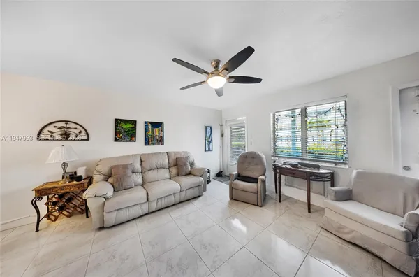 $85,000 | 15610 Northeast 6th Avenue, Unit 9B, Miami, FL 33162